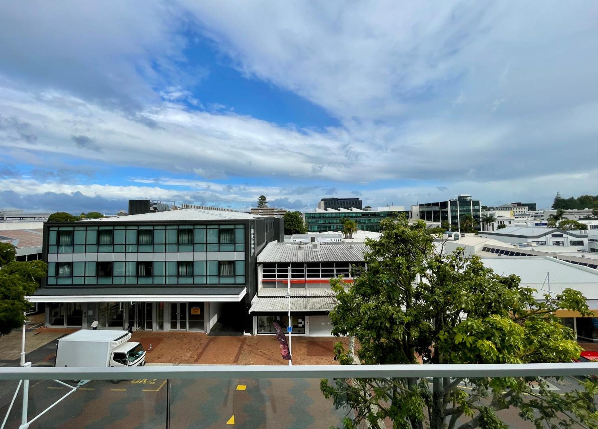Hotel On Devonport Tauranga Exterior foto